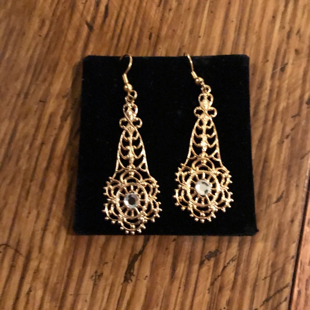 Dangling earrings